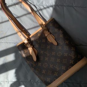 Louis Vuitton Bucket Bag